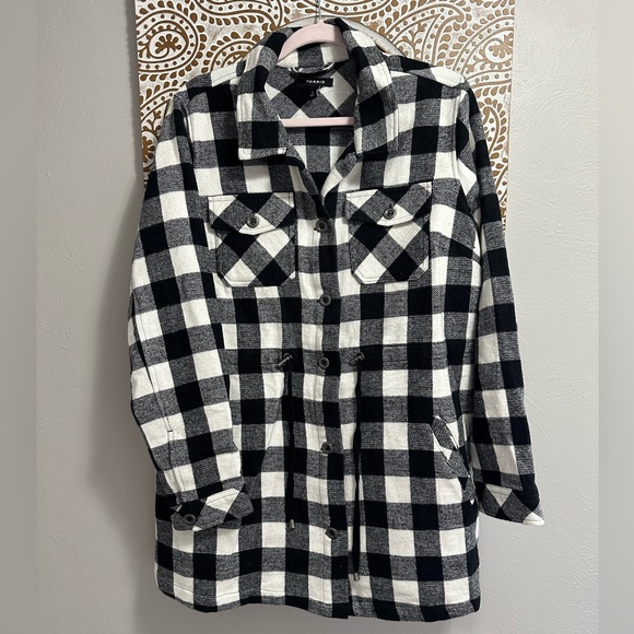 Torrid Brushed Cotton Buffalo Plaid Shacket Jacket - Picture 7 of 9